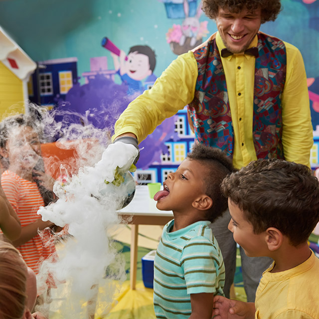 Suchy lód dla szkół